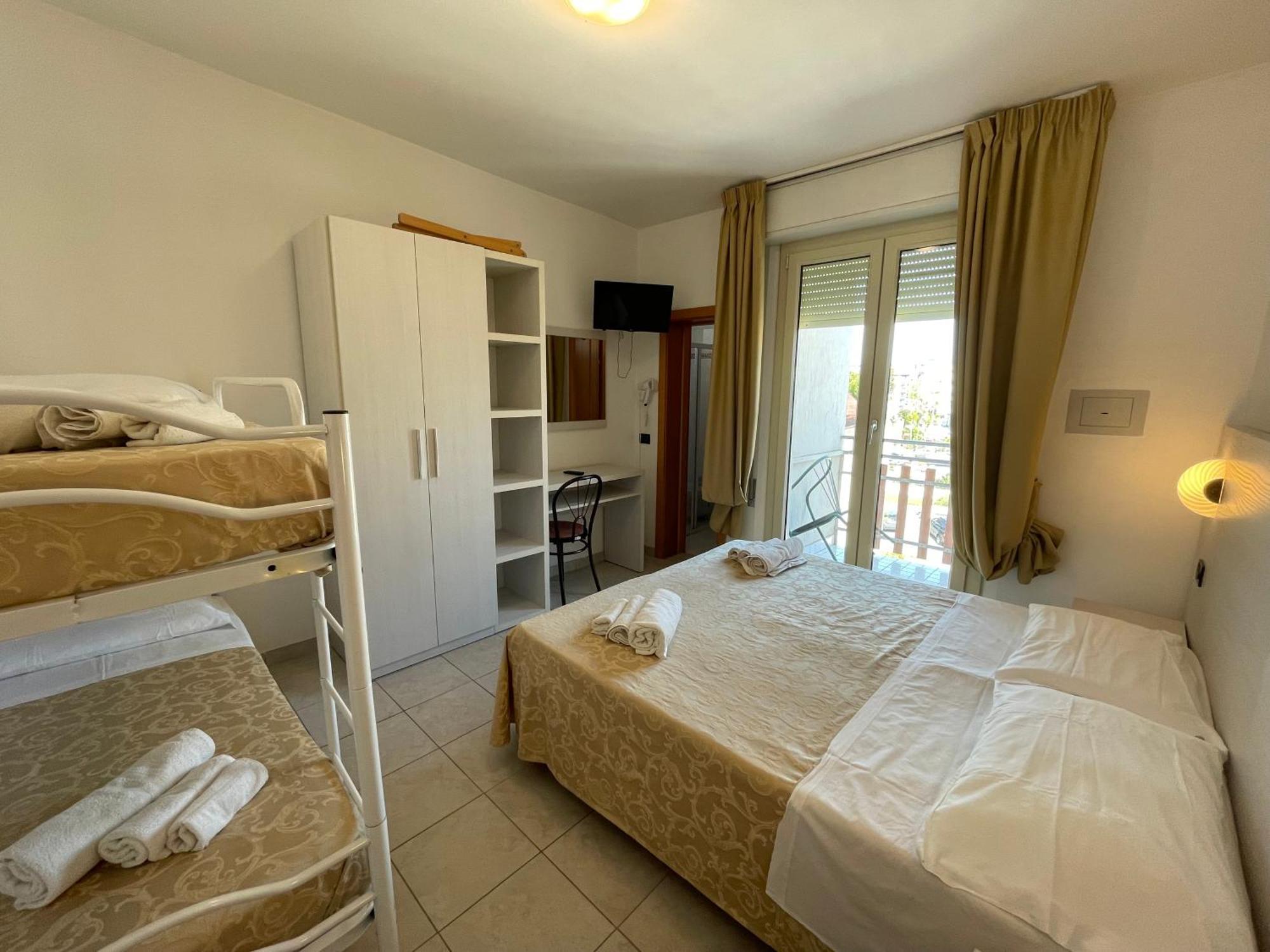 Dependance Hotel Marina Риччоне Экстерьер фото